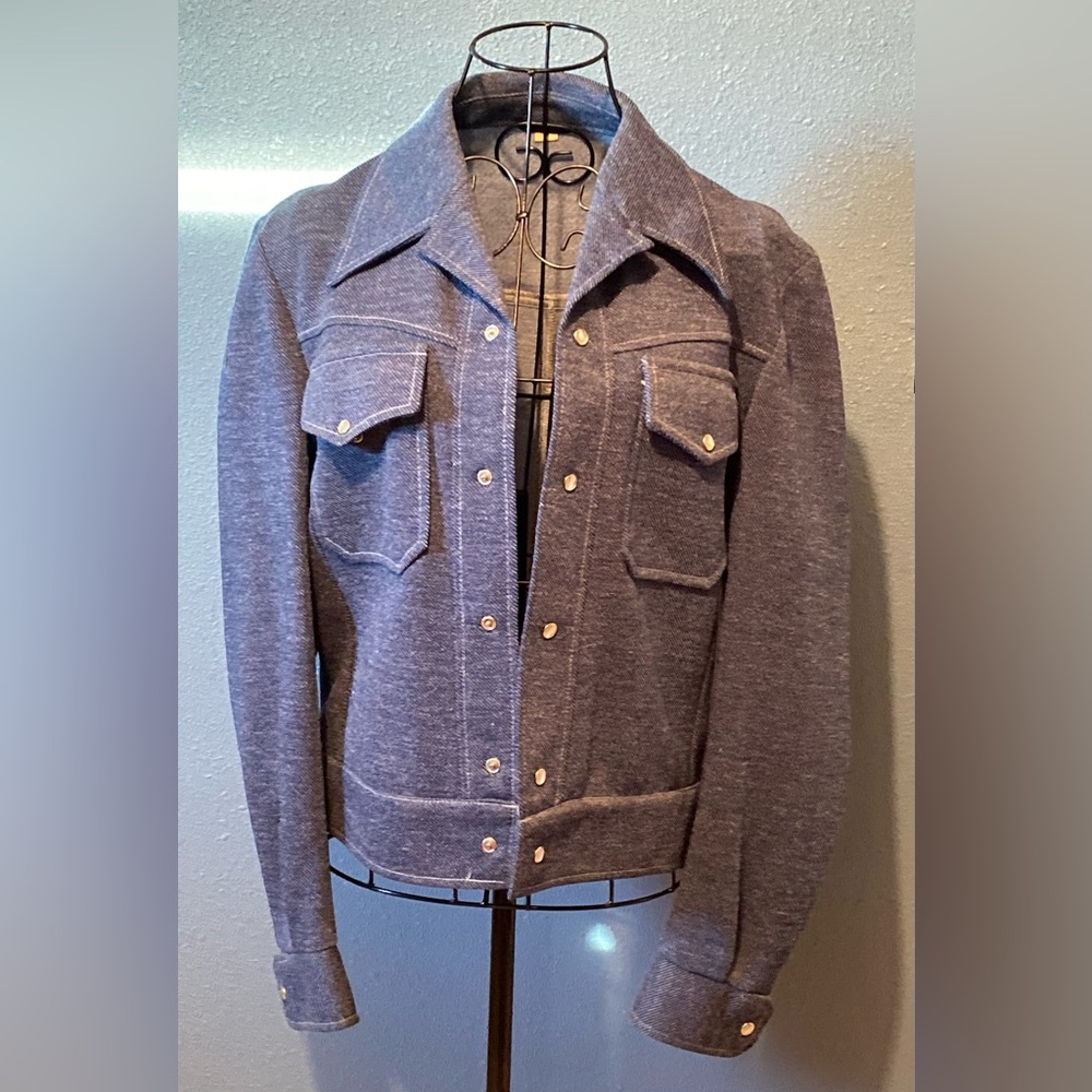 1960’s Vintage Blue Denim Jacket. Pearl Snaps. Pristinely kept. Never worn.